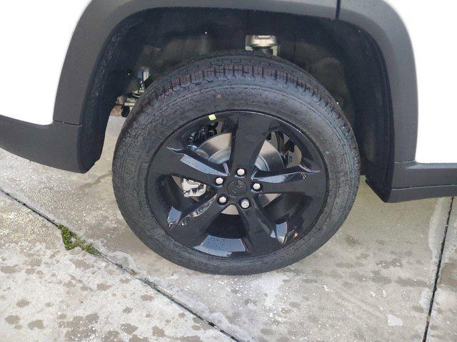 new 2025 Jeep Grand Cherokee car, priced at $48,999