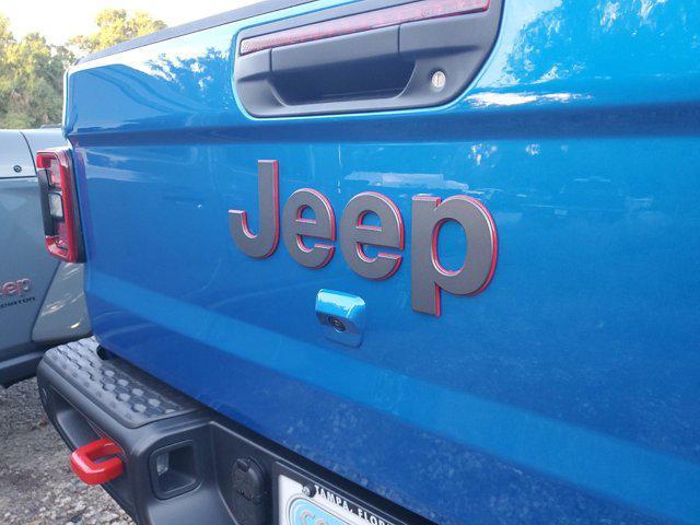 new 2025 Jeep Gladiator car, priced at $50,100