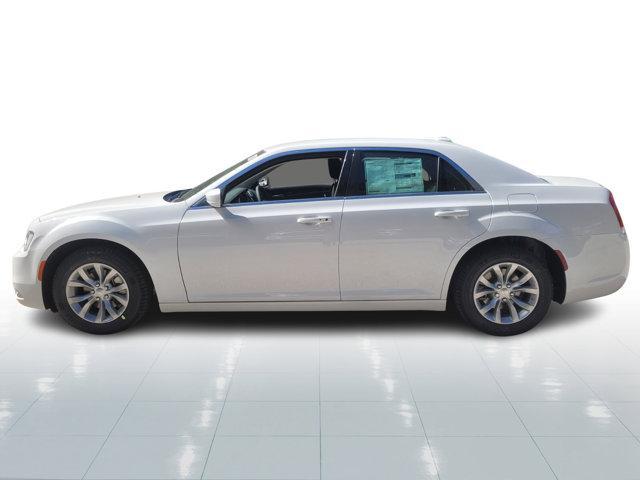 new 2023 Chrysler 300 car, priced at $31,334