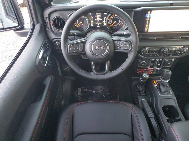 new 2025 Jeep Gladiator car, priced at $54,085