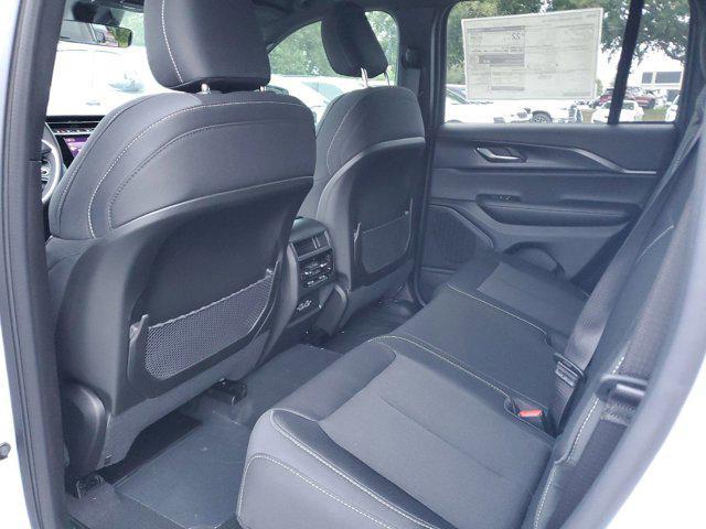 new 2025 Jeep Grand Cherokee car, priced at $31,875