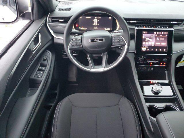 new 2025 Jeep Grand Cherokee car, priced at $31,875