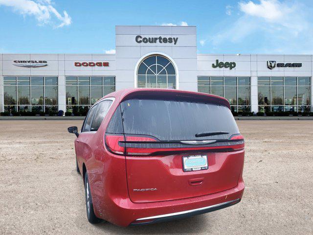 new 2025 Chrysler Pacifica car, priced at $38,440