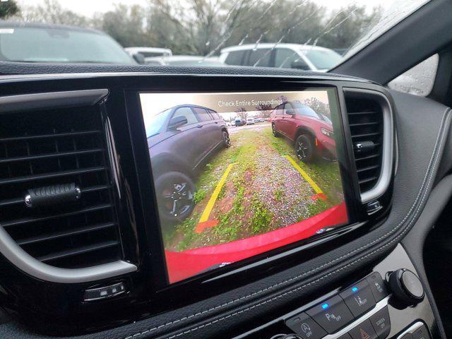 new 2025 Chrysler Pacifica car, priced at $38,440