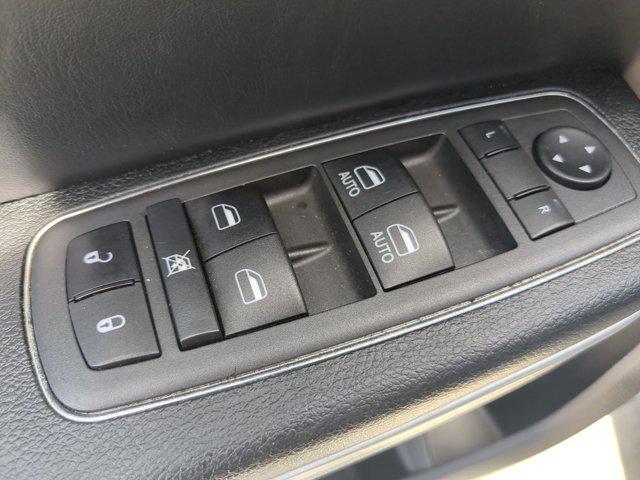 used 2022 Chrysler 300 car, priced at $25,012