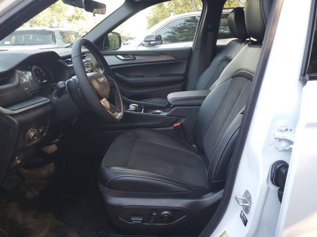 new 2025 Jeep Grand Cherokee L car, priced at $37,780