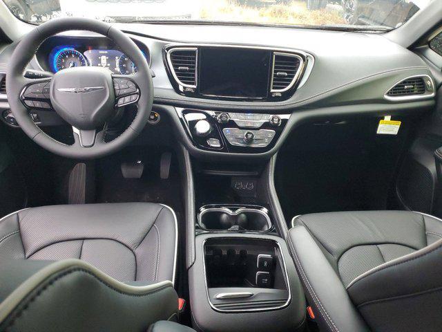 new 2025 Chrysler Pacifica car, priced at $45,345