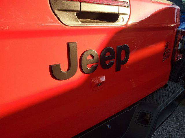 new 2024 Jeep Gladiator car, priced at $37,886