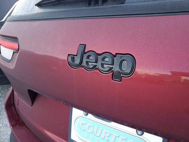 new 2024 Jeep Grand Cherokee L car, priced at $40,270