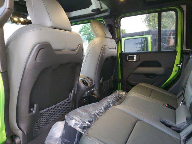new 2025 Jeep Gladiator car, priced at $55,485
