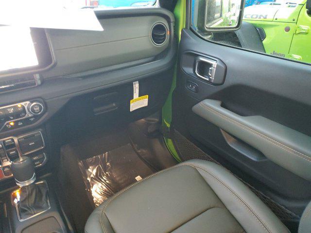 new 2025 Jeep Gladiator car, priced at $55,485