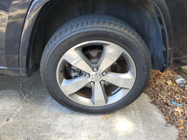 used 2015 Jeep Grand Cherokee car, priced at $15,749