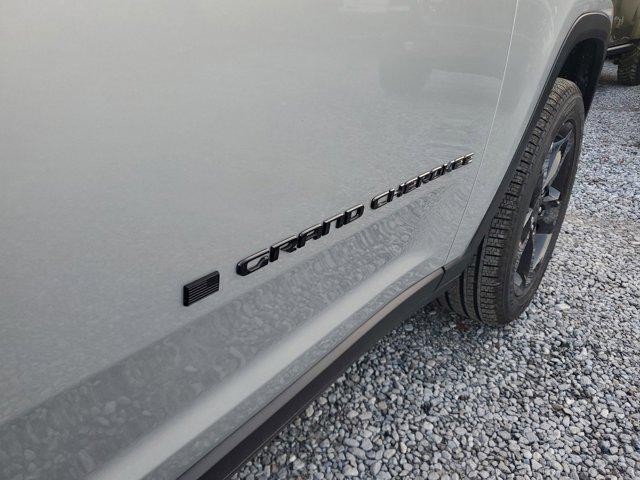 new 2025 Jeep Grand Cherokee car, priced at $44,499