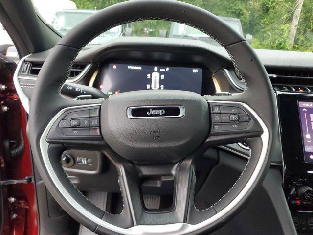 new 2025 Jeep Grand Cherokee car, priced at $38,975