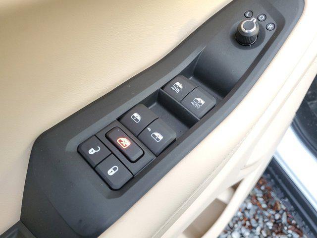 new 2025 Jeep Grand Cherokee L car, priced at $44,640