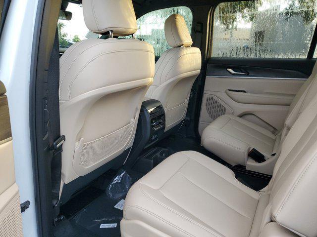 new 2025 Jeep Grand Cherokee L car, priced at $44,640