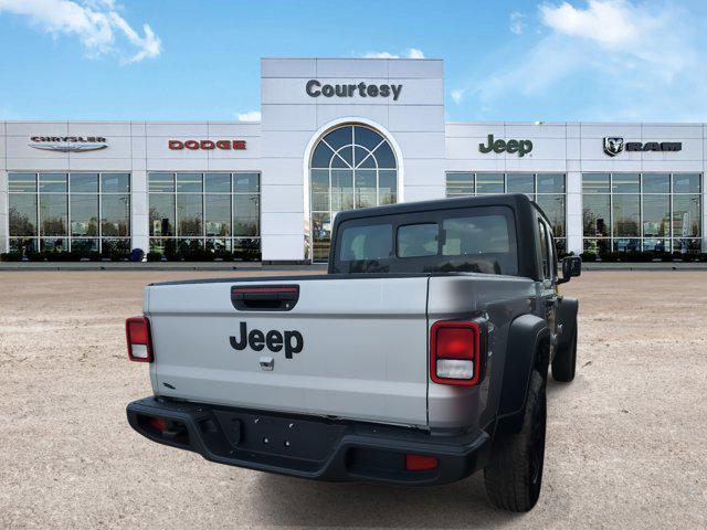 new 2024 Jeep Gladiator car, priced at $35,532