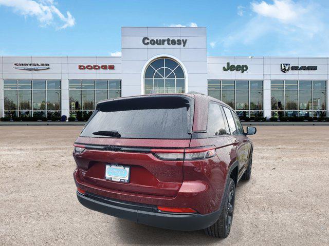 new 2025 Jeep Grand Cherokee car, priced at $42,675