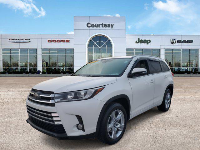 used 2018 Toyota Highlander car, priced at $30,999