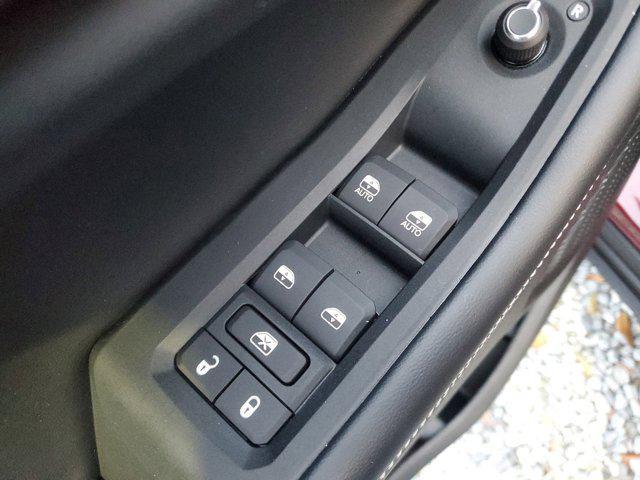 new 2025 Jeep Grand Cherokee L car, priced at $38,499