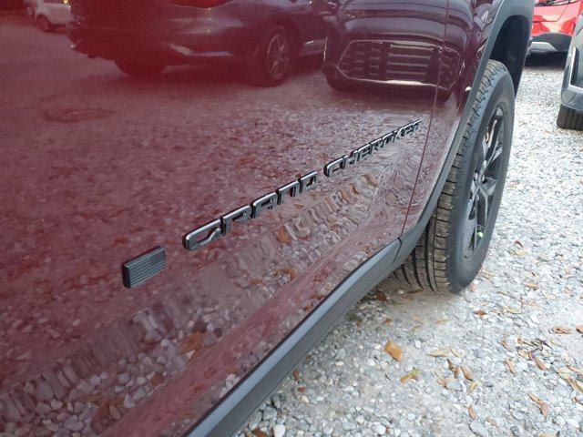 new 2025 Jeep Grand Cherokee L car, priced at $38,499