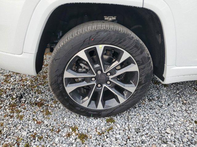 new 2025 Jeep Grand Cherokee car, priced at $53,470
