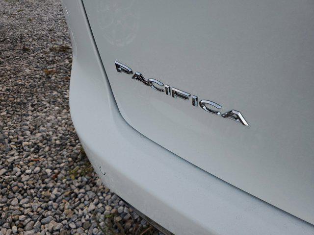 new 2025 Chrysler Pacifica car, priced at $41,725