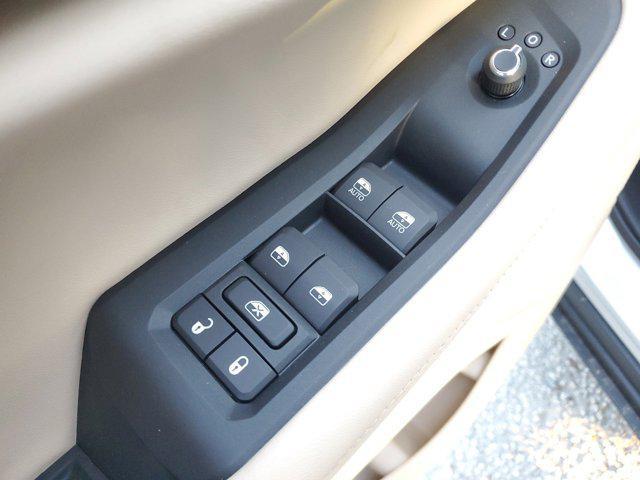 new 2025 Jeep Grand Cherokee L car, priced at $44,720