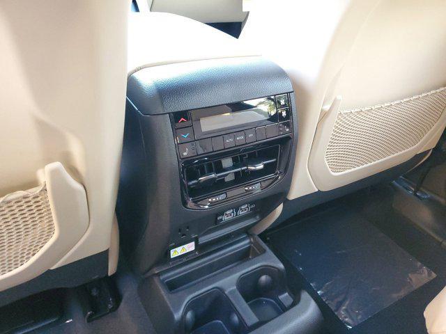new 2025 Jeep Grand Cherokee L car, priced at $44,720