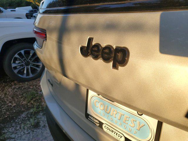new 2025 Jeep Grand Cherokee L car, priced at $44,720