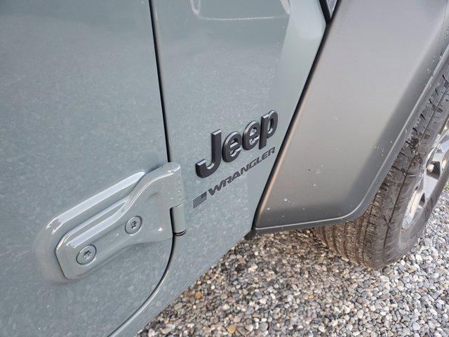 new 2025 Jeep Wrangler car, priced at $48,955