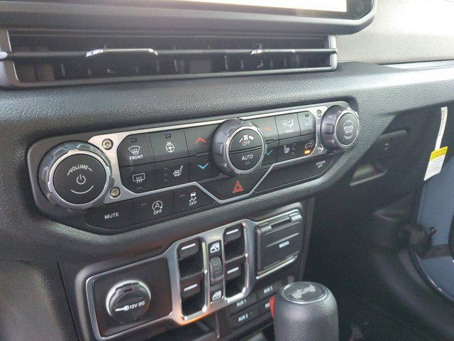 new 2025 Jeep Wrangler car, priced at $48,955