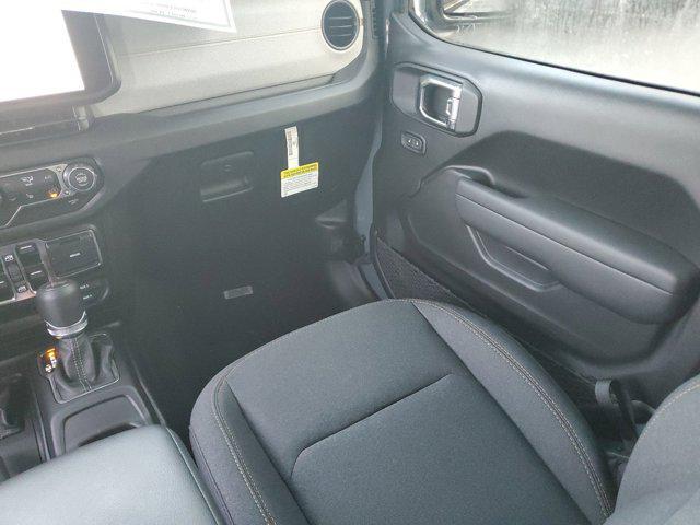 new 2025 Jeep Wrangler car, priced at $48,955