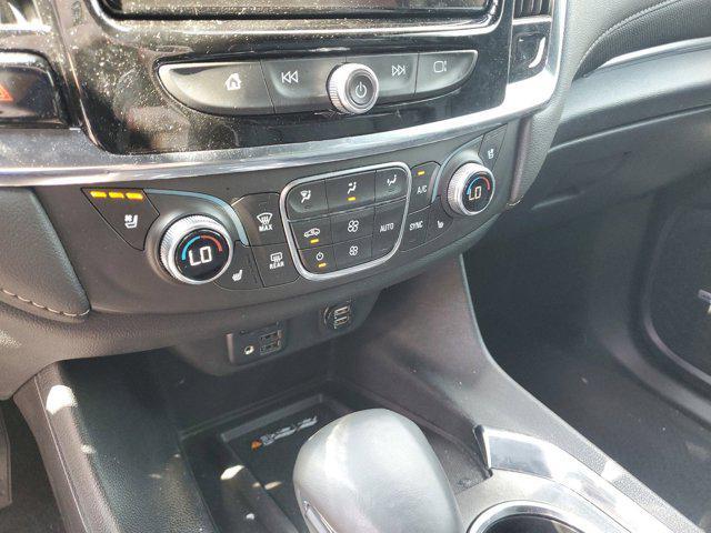 used 2023 Chevrolet Traverse car, priced at $32,000