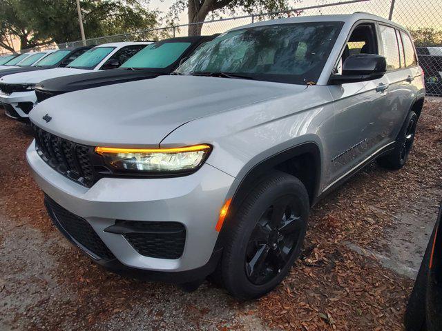 new 2025 Jeep Grand Cherokee car, priced at $38,425