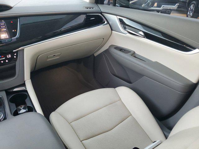 used 2020 Cadillac XT6 car, priced at $22,770