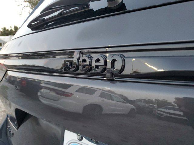 new 2025 Jeep Grand Cherokee car, priced at $41,175