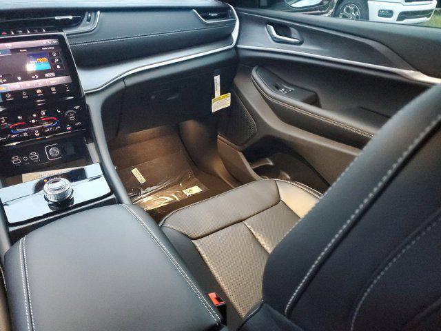 new 2025 Jeep Grand Cherokee L car, priced at $44,940