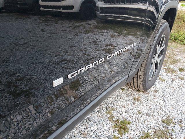 new 2025 Jeep Grand Cherokee car, priced at $40,995