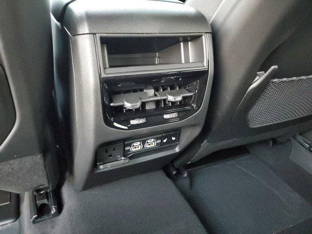 new 2025 Jeep Grand Cherokee car, priced at $40,995