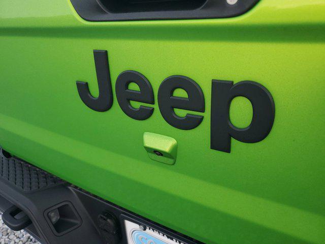 new 2025 Jeep Gladiator car, priced at $45,575