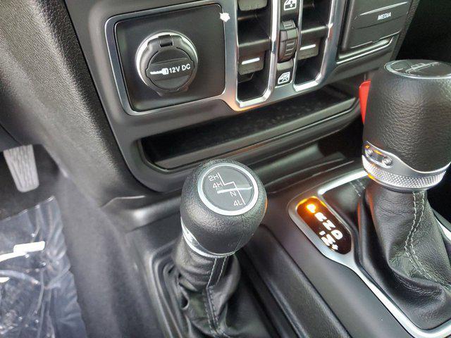new 2025 Jeep Gladiator car, priced at $46,325