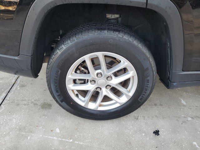 used 2023 Jeep Grand Cherokee L car, priced at $28,500