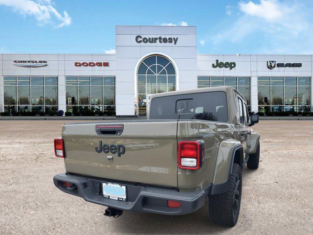 new 2025 Jeep Gladiator car, priced at $41,800