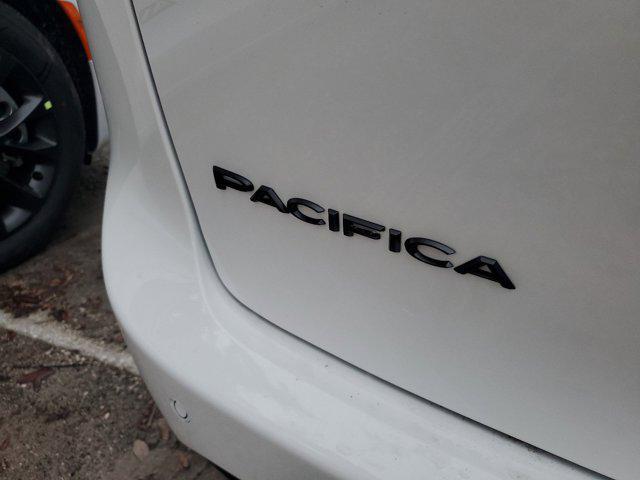new 2025 Chrysler Pacifica car, priced at $39,500