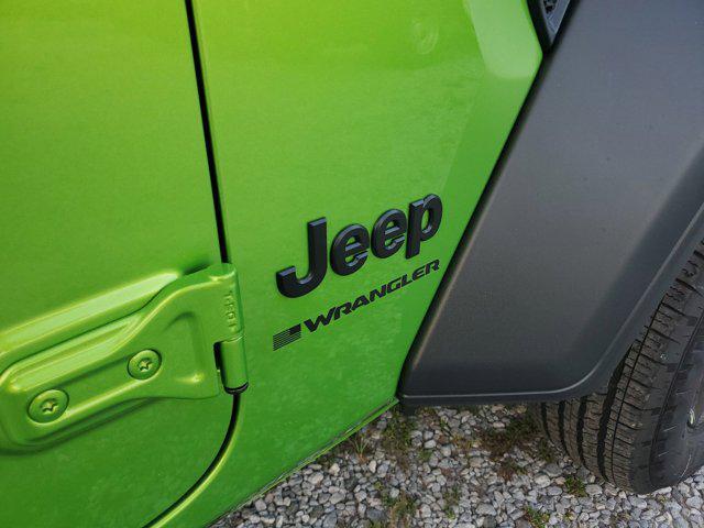 new 2025 Jeep Wrangler car, priced at $37,180