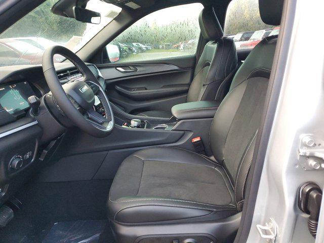 new 2025 Jeep Grand Cherokee L car, priced at $38,499