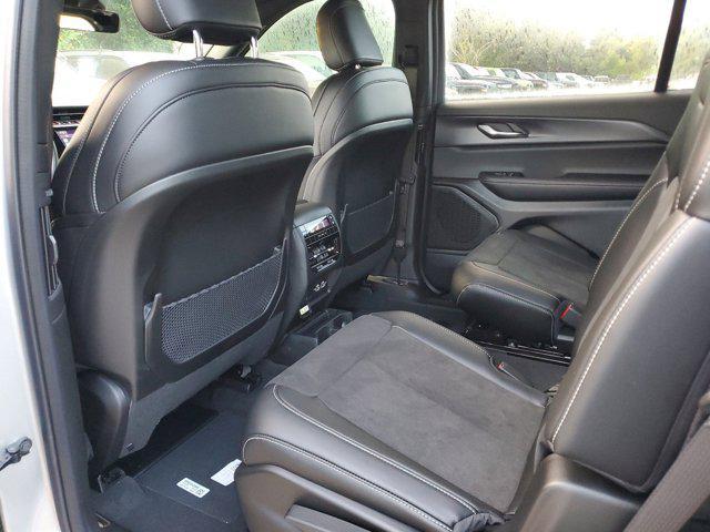 new 2025 Jeep Grand Cherokee L car, priced at $38,499