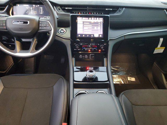 new 2025 Jeep Grand Cherokee L car, priced at $39,999
