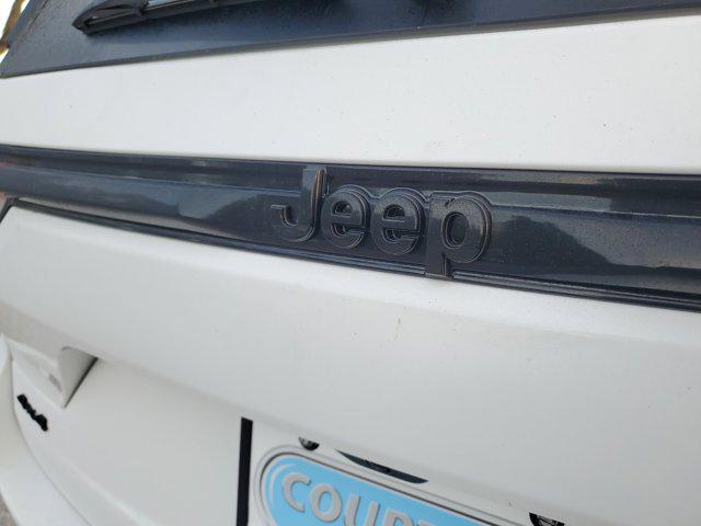 new 2025 Jeep Grand Cherokee car, priced at $40,580